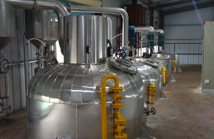 Oil refining equipment Why should a few cans